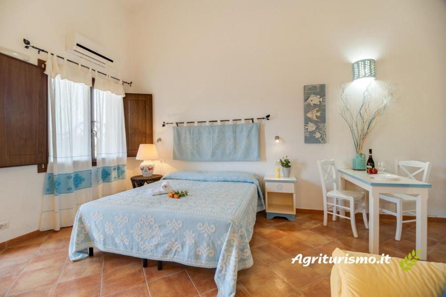 Agriturismo Campesi Casale Tra Le Vigne Aglientu Exteriér fotografie