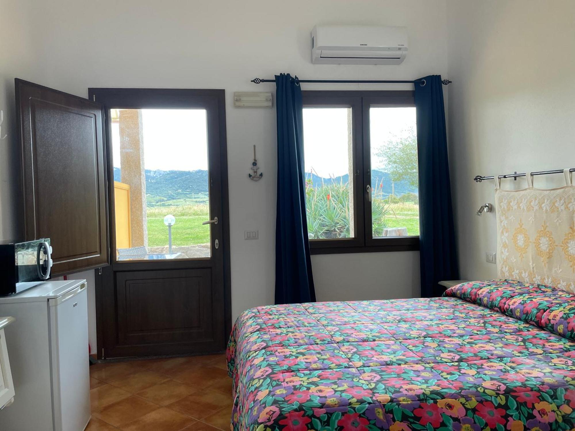 Agriturismo Campesi Casale Tra Le Vigne Aglientu Exteriér fotografie